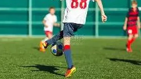 【云巅预测】双色球蛇年25140期独家解析：12红球+2蓝球，趋势达人精准把脉！